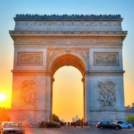 Arc Triomphe - 8 Eme - Wagram * Paris